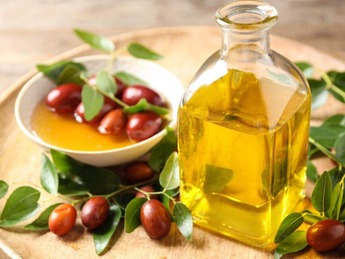 Jojoba oil vs Marula Oil - jojoba
